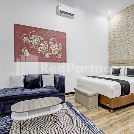 House N Coffee 55 Temanggung Redpartner Ξενοδοχείο Εξωτερικό φωτογραφία