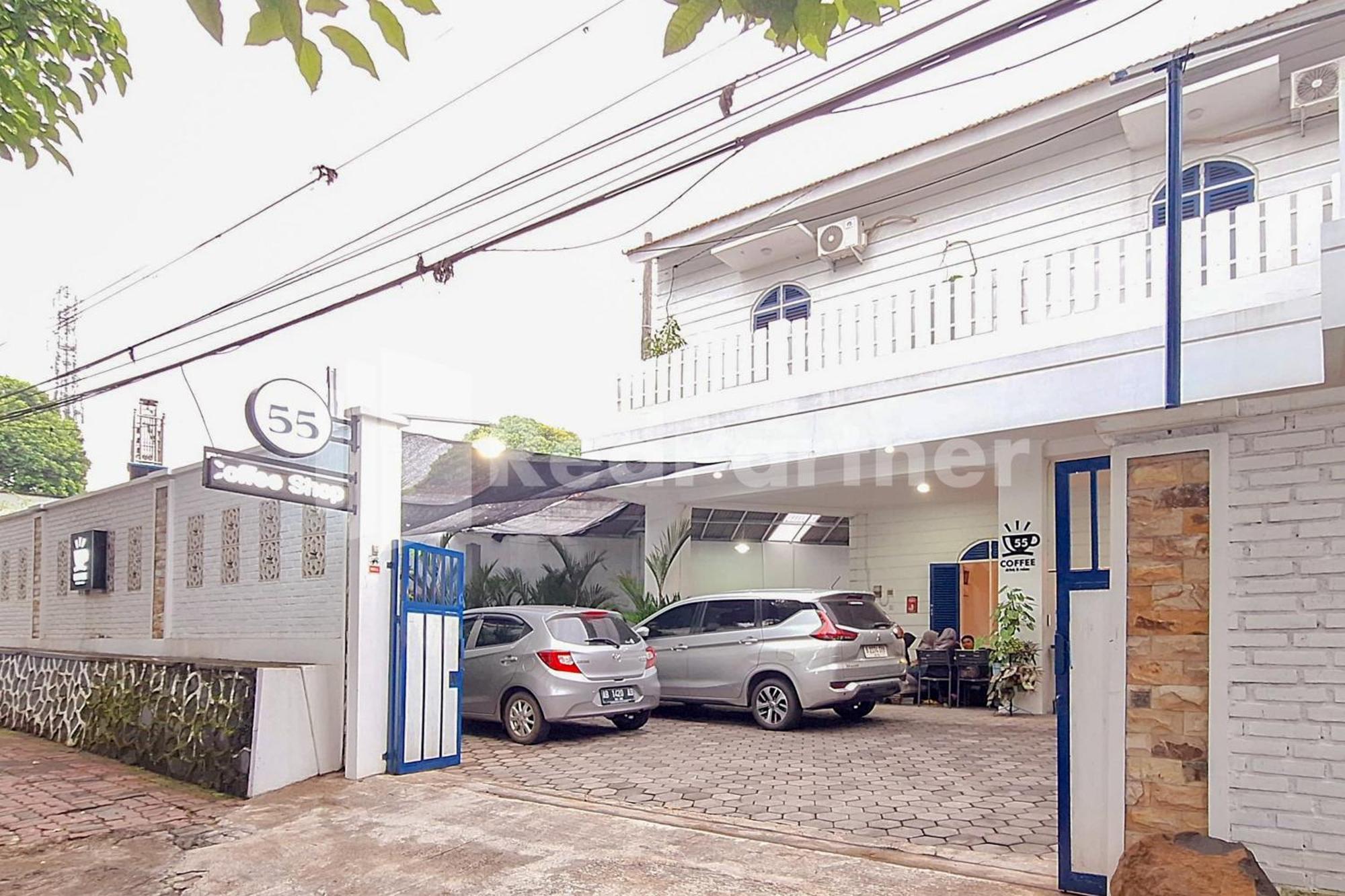 House N Coffee 55 Temanggung Redpartner Ξενοδοχείο Εξωτερικό φωτογραφία