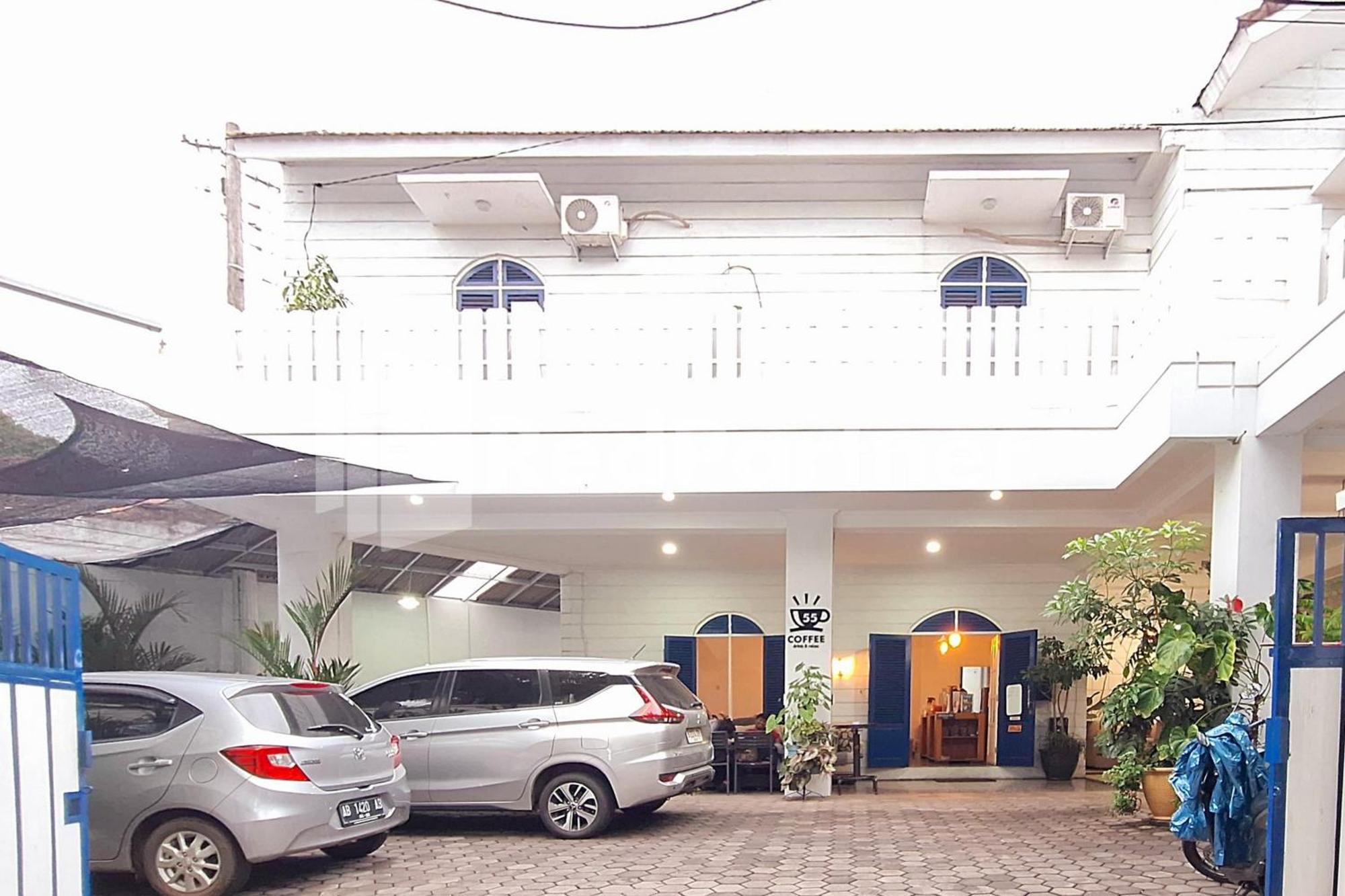 House N Coffee 55 Temanggung Redpartner Ξενοδοχείο Εξωτερικό φωτογραφία